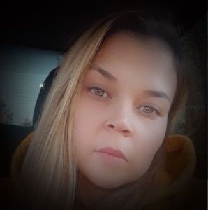 Meet your Posher, Alanna